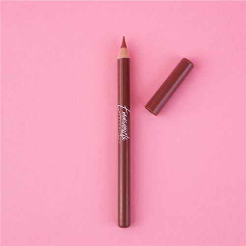 Lip pencil No.4 "Light brown"