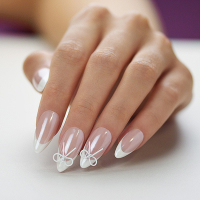 bridal-nails-1.jpg