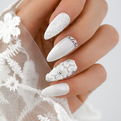 bridal-nails-5.jpg