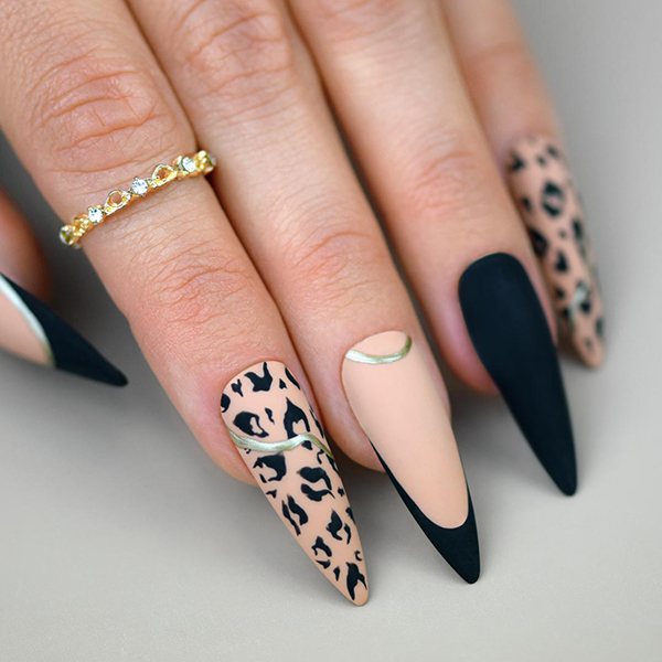 leopard-nails-3.jpg